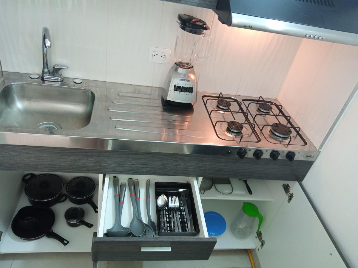Vip Apartasuites Rosales Medellín Eksteriør billede