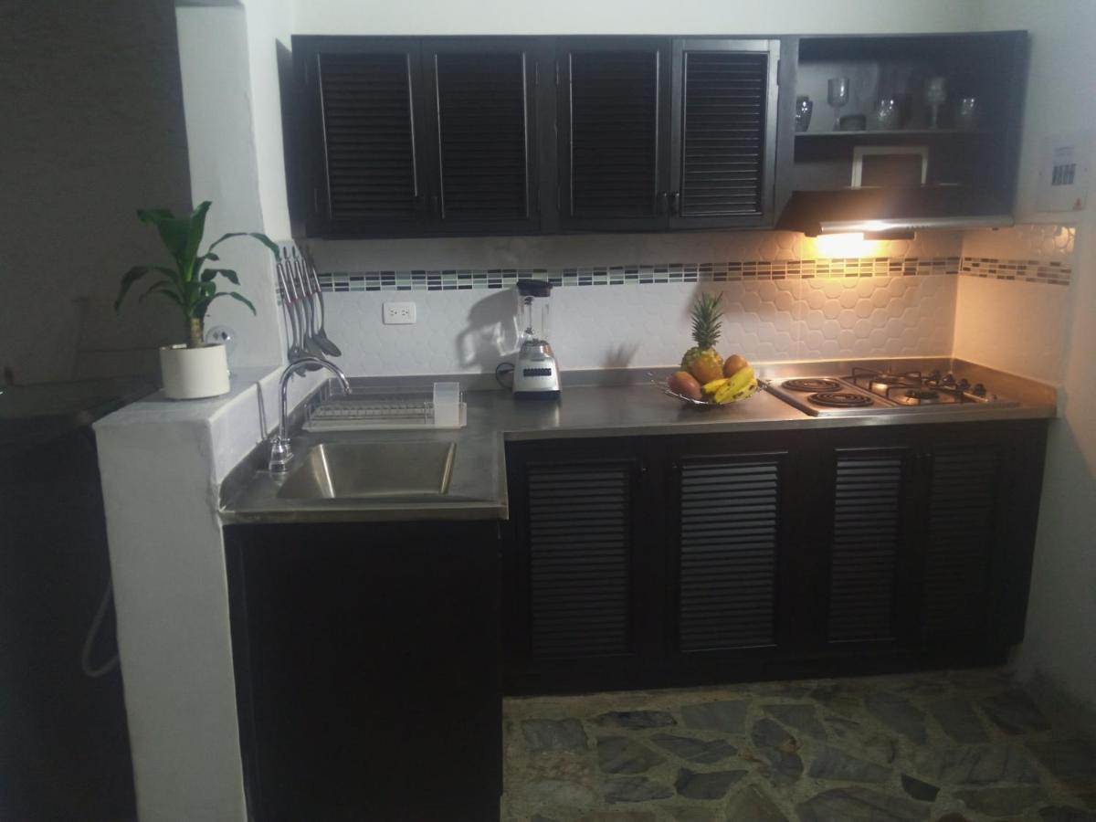 Vip Apartasuites Rosales Medellín Eksteriør billede