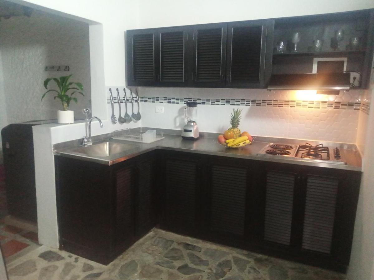 Vip Apartasuites Rosales Medellín Eksteriør billede