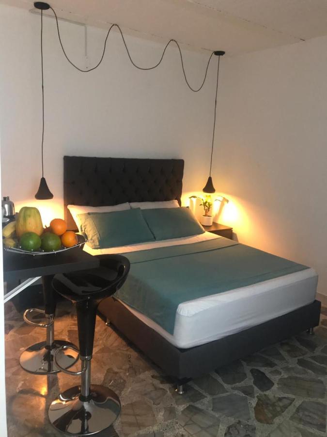 Vip Apartasuites Rosales Medellín Eksteriør billede