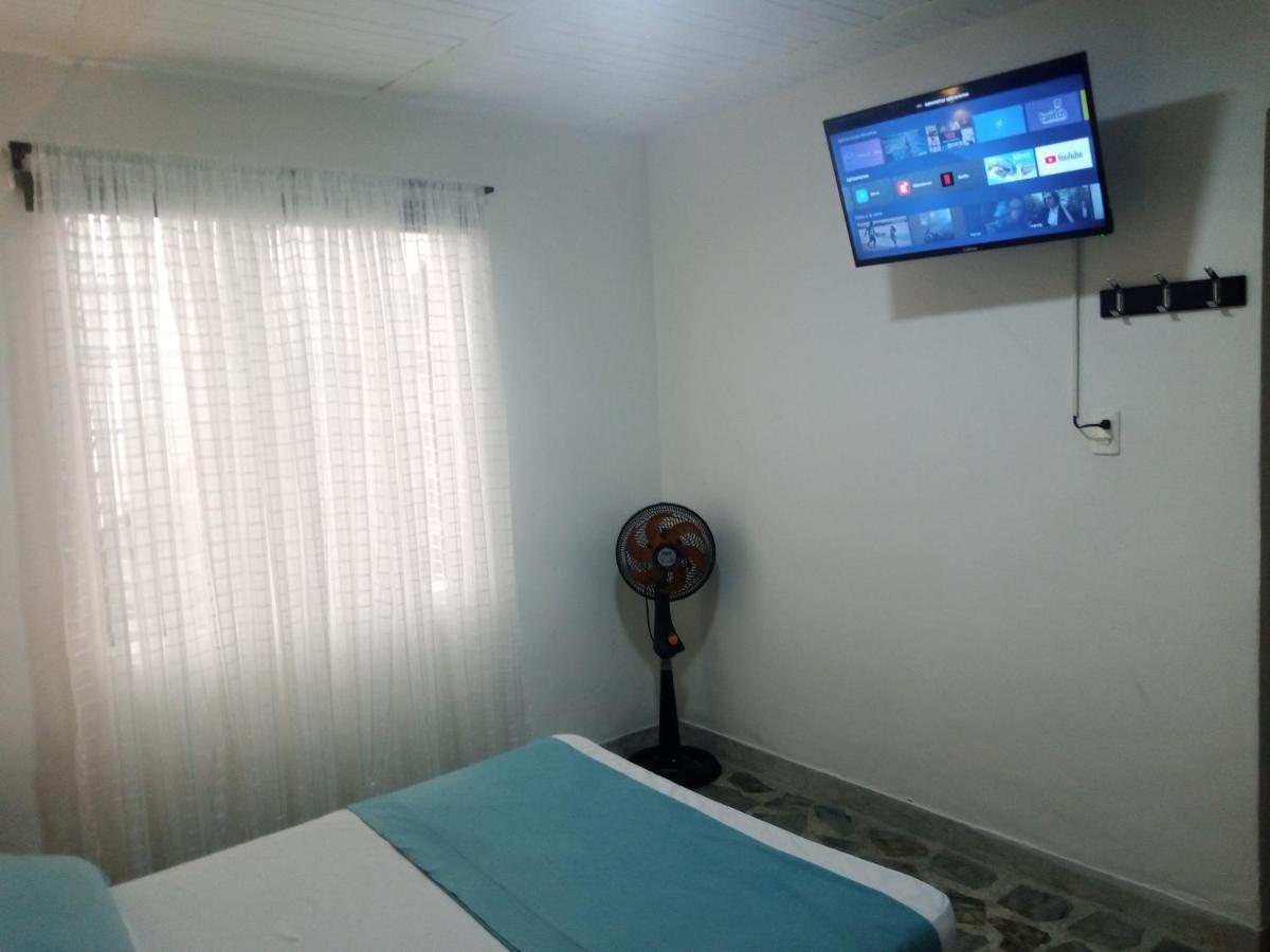 Vip Apartasuites Rosales Medellín Eksteriør billede