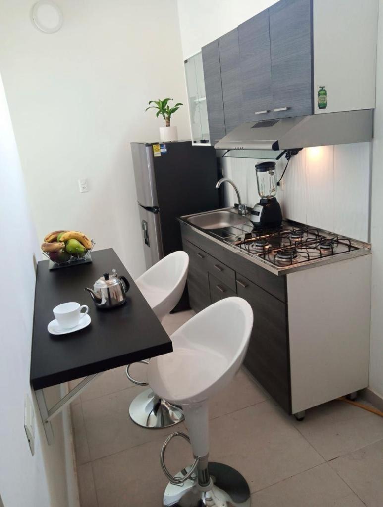 Vip Apartasuites Rosales Medellín Eksteriør billede