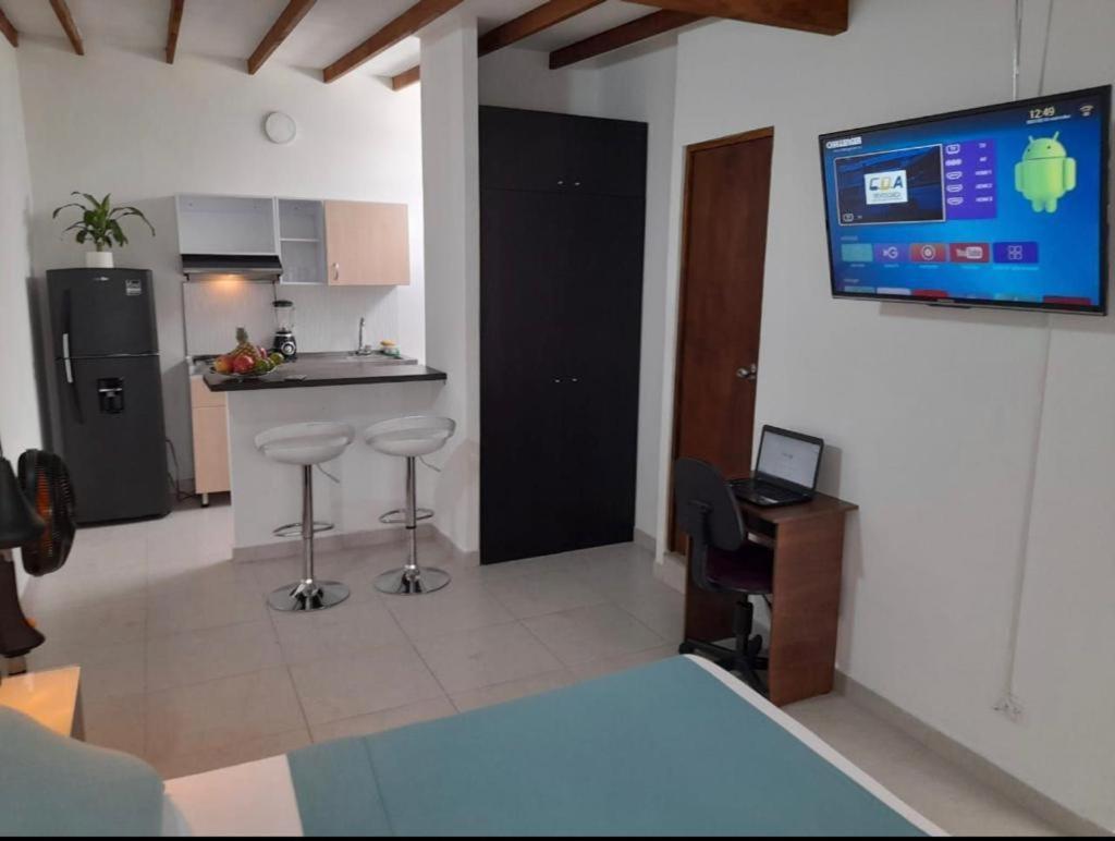 Vip Apartasuites Rosales Medellín Eksteriør billede