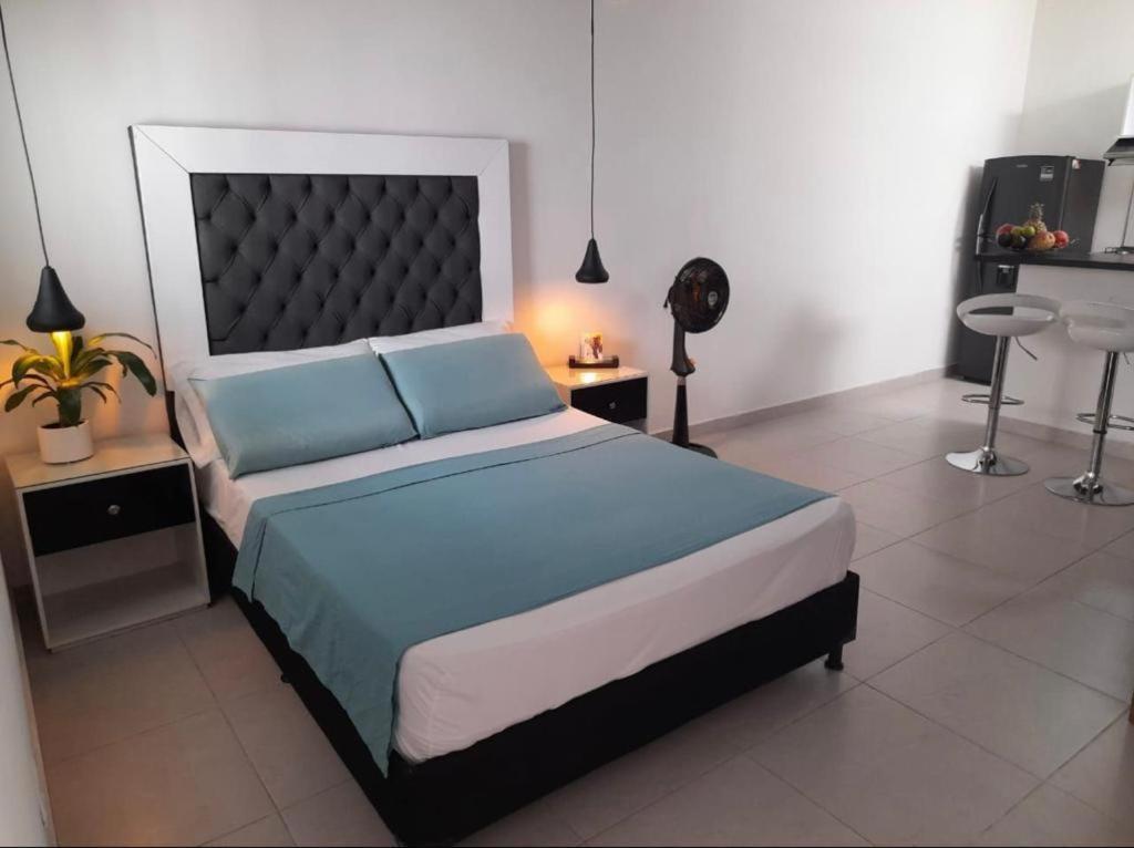 Vip Apartasuites Rosales Medellín Eksteriør billede